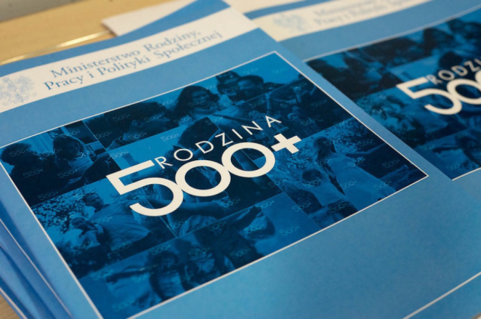 Program "Rodzina 500 plus" ruszył w 1 kwietnia 2016 r. (fot.mpips.gov.pl)