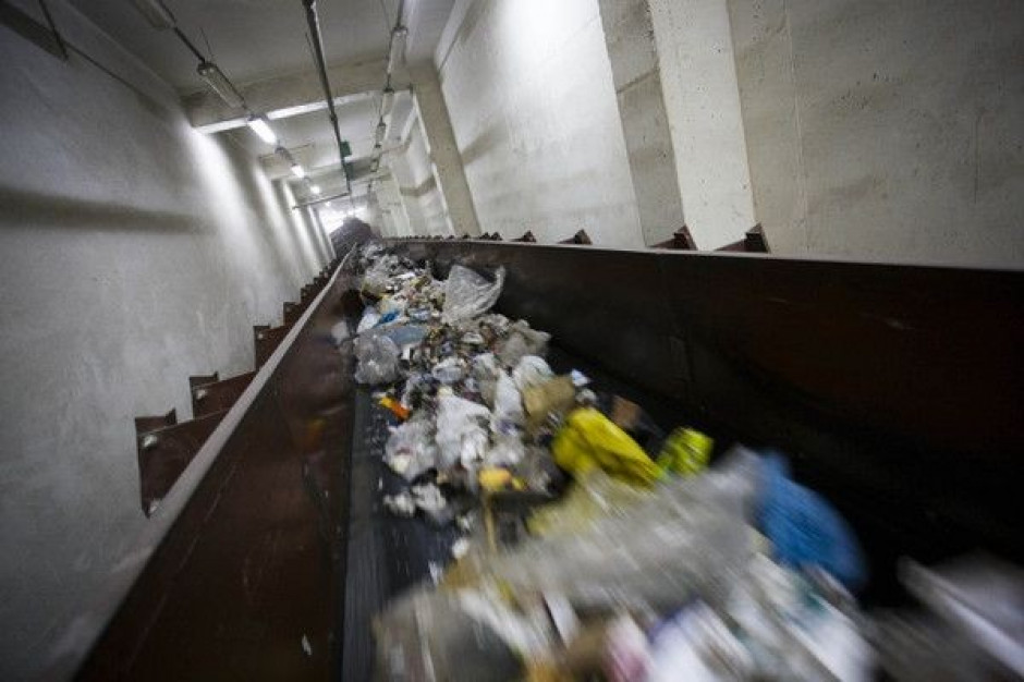 Samorządy muszą ograniczyć ilość śmieci