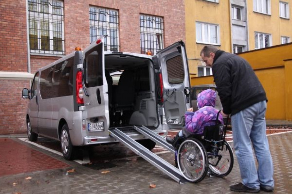Nowy samochód do przewozu niepełnosprawnych Ochrona zdrowia