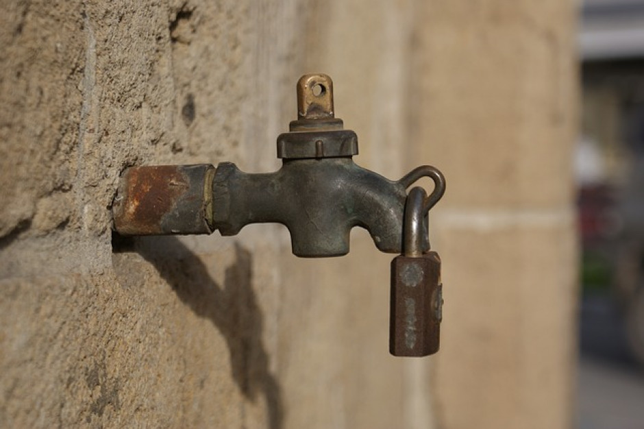 Jest już prawie 50 apeli do mieszkańców o ograniczenie zużycia wody. W 2019 roku o tej porze były 3 (fot. pixabay)