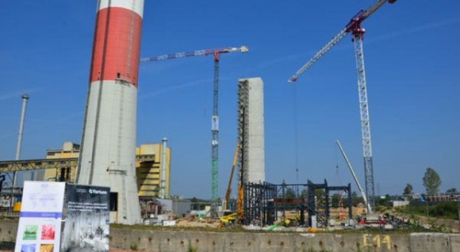 Symboliczna Wiecha Zawisla Na Budowanej Elektrocieplowni Fortum W