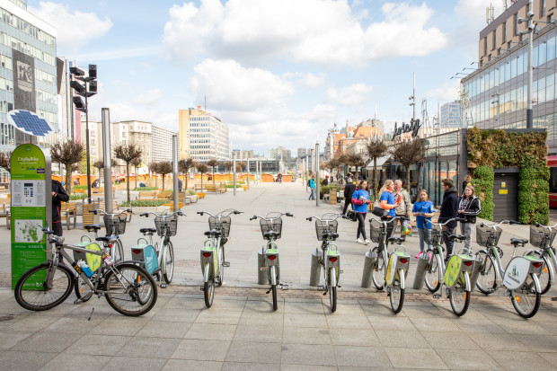 Już niemal 17 tysięcy osób korzysta z miejskiego systemu wypożyczalni rowerów w Katowicach (fot. UM Katowice) 