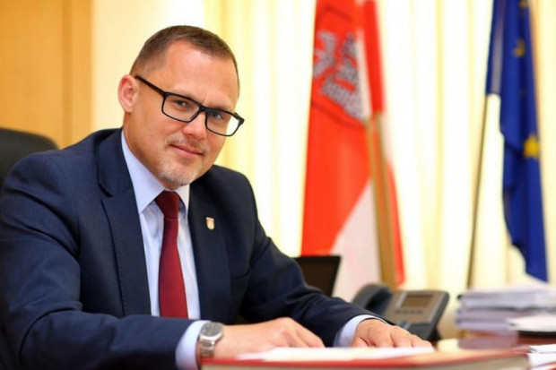 Prezydent Sieradza Paweł Osiewała (fot.umsieradz.pl)