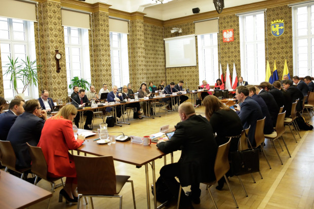 Jak podkreślał prezydent Opola Arkadiusz Wiśniewski, większość planowanych wydatków do kontynuacja lub realizacja projektów przygotowanych w poprzedniej kadencji (fo. UM Opole)