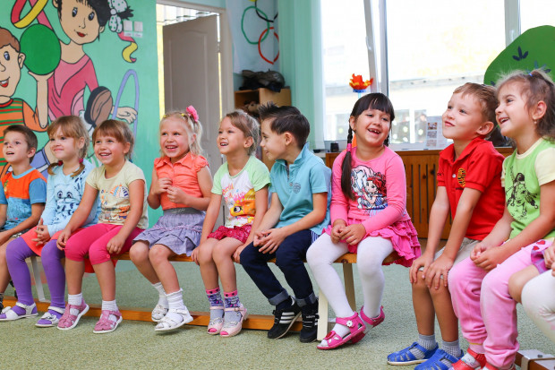 Największym problemem minionego roku szkolnego było zapewnienie opieki i nauki dzieciom z Ukrainy (fot. pixabay).