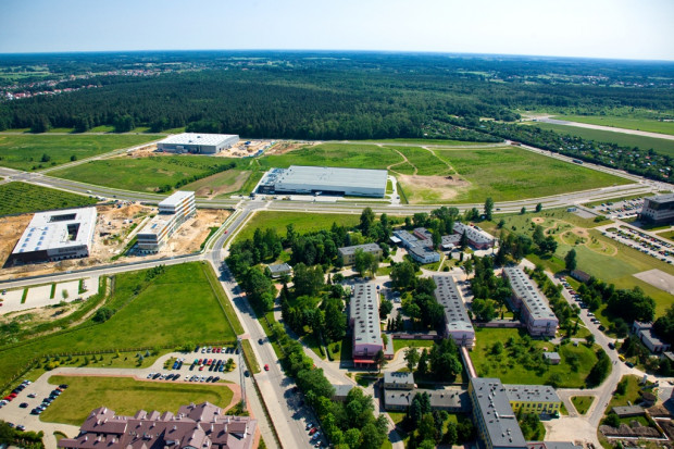Sześć spółek otrzymało na koniec 2021 roku decyzje o możliwości inwestycji na terenie Suwalskiej Specjalnej Strefy Ekonomicznej (Fot. bialystok.pl)