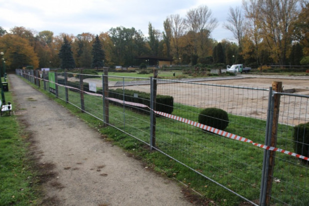 Fontanny we francuskiej części legnickiego parku mają być gotowe wiosną 2020 (fot. UM Legnicy)