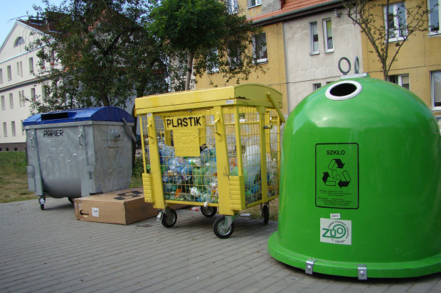 Niemal we wszystkich gminach rosną opłaty za odbiór i zagospodarowanie odpadów (fot. zuoelbląg)