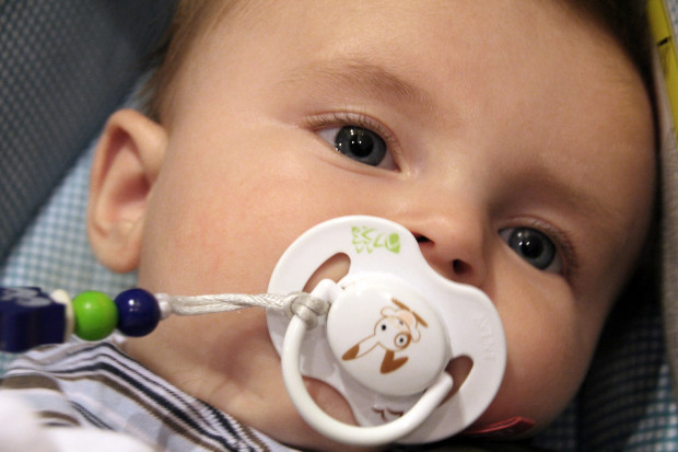 Zaszczepienie dziecka kryterium przyjęcia do żłobka (fot. pxhere.com)