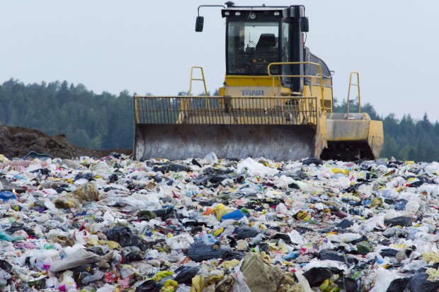 Blokowane transportów odpadów byłoby niezgodne z prawem UE i ugruntowanym orzecznictwem TSUE - poinformowało Ministerstwo Klimatu (fot. pxhere.com)