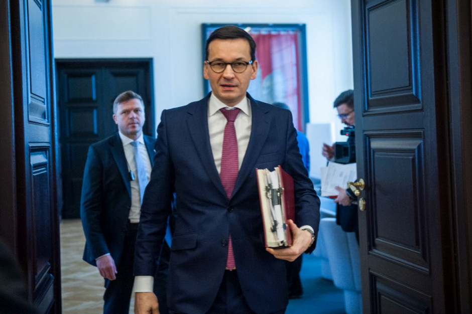 Premier przyznał, że rząd rozważa również kolejne kroki, ale o tym będzie informował jutro i w kolejnych dniach. (fot.kprm.pl)