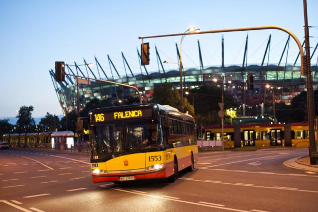 Zaledwie 3 na 10 podróżnych w Polsce chciałoby skorzystać z przejazdu autobusem bez kierowcy. (fot. ZTM Warszawa)