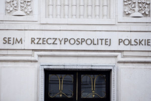 Sejmowa komisja poparła jedną poprawkę ws. podwyżek cen ciepła