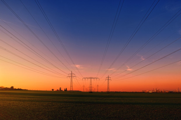 Z wyliczeń miasta wynika, że w ciągu trzech pierwszych kwartałów 2020 r. Poznań zaoszczędzi na energii elektrycznej ponad 1,5 mln zł (Fot. pixabay.com)