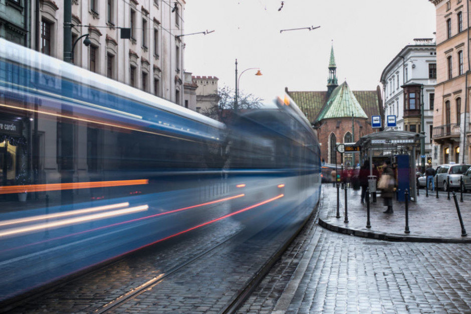 W kwietniu wpływy netto ze sprzedaży biletów w Krakowie spadły o ponad 17 mln zł w porównaniu z analogicznym okresiem w 2019 r. (Fot. ZTP w Krakowie) W kwietniu wpływy netto ze sprzedaży biletów w Krakowie spadły o ponad 17 mln zł w porównaniu z analogicznym okresiem w 2019 r. (Fot. ZTP w Krakowie)