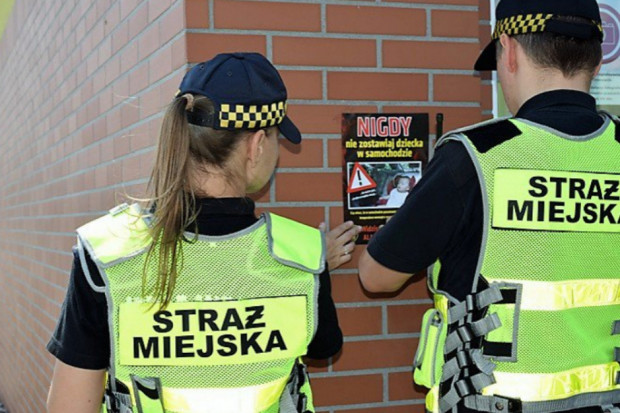 Czy funkcjonariusze straży gminnych zostaną objęci normą o pracy w szczególnych warunkach? (fot.Twitter/Wschodzący Białystok)