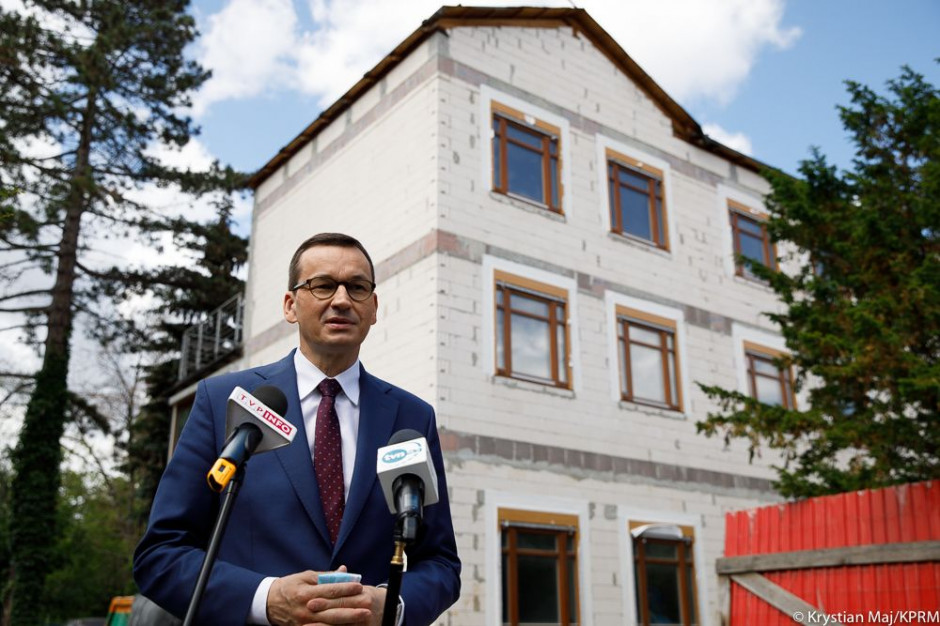 Mateusz Morawiecki wspomaga Andrzeja Dudę w wyścigu wyborczym (fot. Krystian Maj/KPRM) Mateusz Morawiecki wspomaga Andrzeja Dudę w wyścigu wyborczym (fot. Krystian Maj/KPRM)