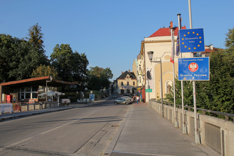 Tramwaje kursowały w Cieszynie przez most nad Olzą (fot. chrupka / Shutterstock.com)