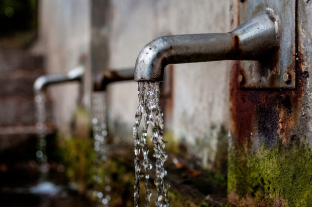 W Polsce retencjonowanie wody jest na bardzo niskim poziomie (fot. pixabay.com)