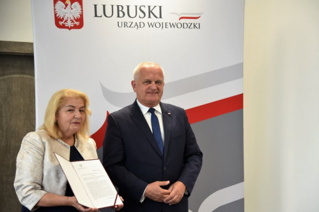 Ewa Gancarz, p.o. burmistrza Szprotawy oraz Władysław Dajczak, wojewoda lubelski (fot. Lubuski Urząd Wojewódzki)