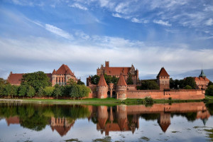 Projekty inwestycyjne dotyczyły m.in. obiektów wpisanych na listę UNESCO, jak zamek w Malborku (fot. Gregry)