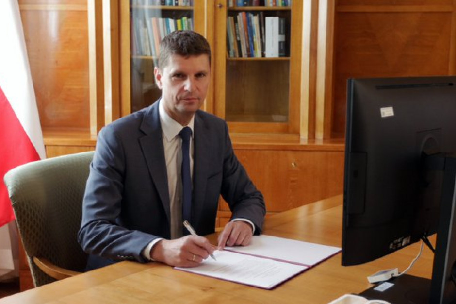 fot.arch/MEN ZNP krytykuje wytyczne dla szkół. Dariusz Piontkowski odpowiada