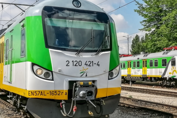 Ruch kolejowy na trasie Józefów-Otwock został wstrzymany ze względu na prace związane z modernizacją infrastruktury kolejowej (fot. mazowieckie.com.pl)