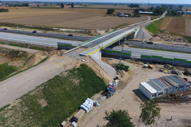 Cała autostrada A1 między Tuszynem pod Łodzią a granicą woj. łódzkiego powinna być gotowa na przełomie 2022 i 2023 roku (Fot. a1a-tuszyn.pl)