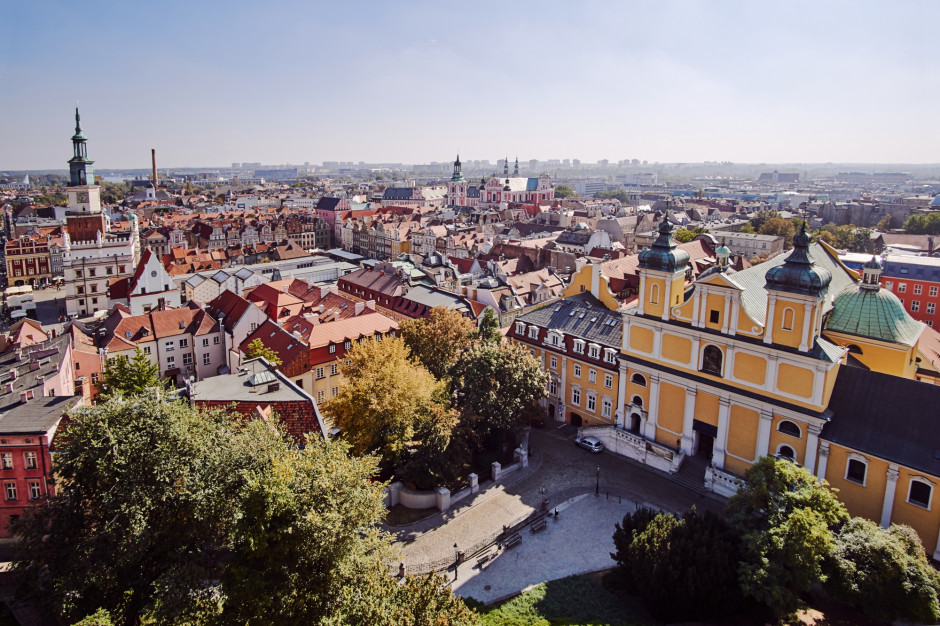 W przyszłym roku dochody powiatu poznańskiego mają wynieść ponad 450 mln zł (Fot. Shutterstock.com)