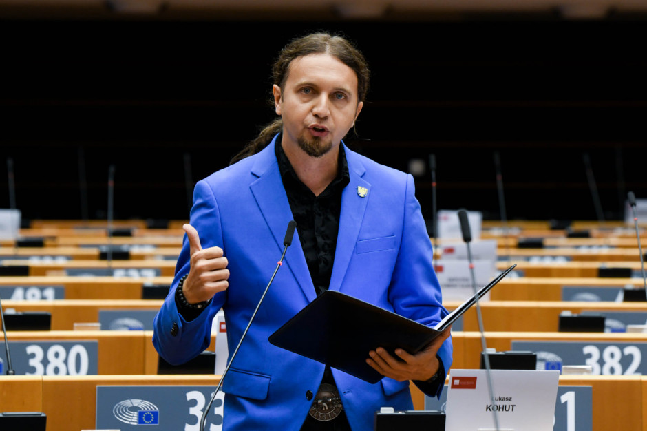 Górnicy na to sobie nie zasłużyli. Nie zasłużyli na to, żeby im kłamać, żeby im opowiadać bajki - twierdzi Łukasz Kohut (Fot. Łukasz Kohut Facebook) Górnicy na to sobie nie zasłużyli. Nie zasłużyli na to, żeby im kłamać, żeby im opowiadać bajki - twierdzi Łukasz Kohut (Fot. Łukasz Kohut Facebook)