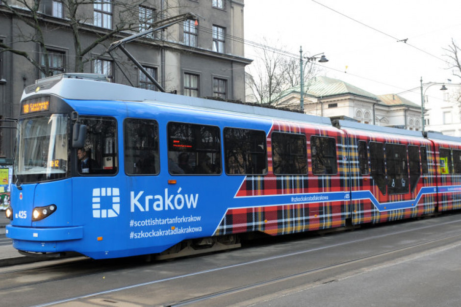 Kraków jest jedynym polskim miastem, które może pochwalić się własną kratą w stylu szkockim. To efekt współpracy z Edynburgiem (fot.krakow.pl)