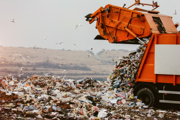 W Koszalinie powstanie spalarnia odpadów komunalnych o wydajności 30 tys. ton rocznie (Fot. Shutterstock.com)