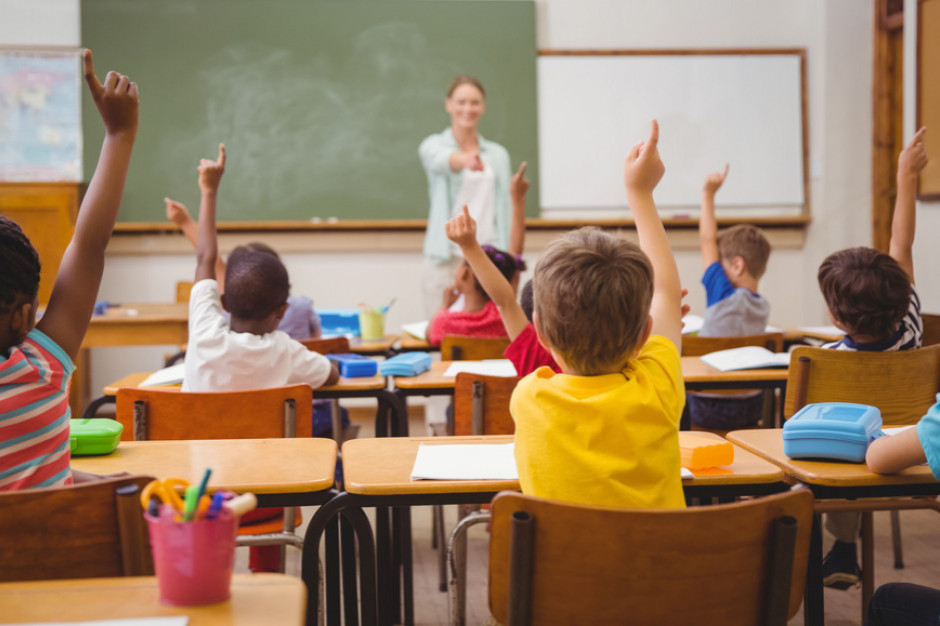 96,8 proc. szkół podstawowych prowadziło naukę w trybie stacjonarnym (Fot. Shutterstock.com) 96,8 proc. szkół podstawowych prowadziło naukę w trybie stacjonarnym (Fot. Shutterstock.com)