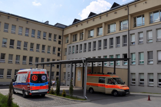Szpital powiatowy w Busku-Zdroju (Fot. ZOZ Busko Zdrój Facebook)
