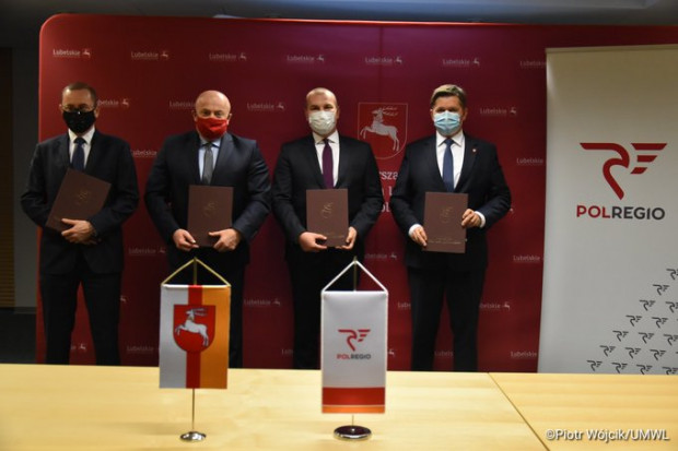 Województwo lubelskie podpisało 10-letnią umowę na świadczenie usług przewozowych ze spółką PolRegio. (UMWL / Piotr Wójcik)
