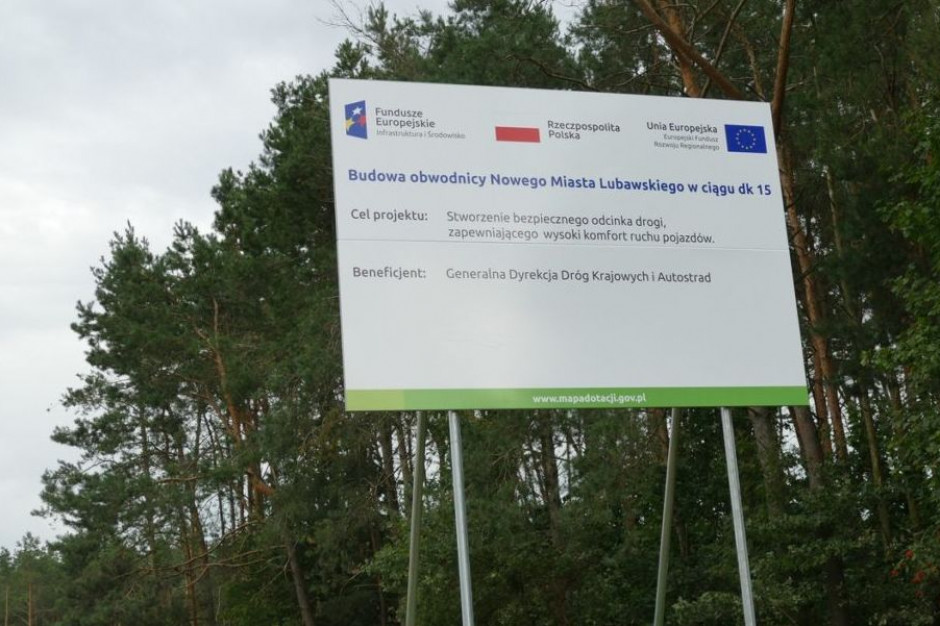 W przybliżeniu 30 procent wydatków inwestycyjnych JST stanowiły pieniądze unijne (fot.obwodnicaml.pl) W przybliżeniu 30 procent wydatków inwestycyjnych JST stanowiły pieniądze unijne (fot.obwodnicaml.pl)