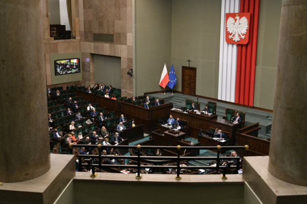 Posłowie odrzucili senacką poprawkę w sprawie rekompensaty dla samorządów (fot. twitter/Sejm RP)
