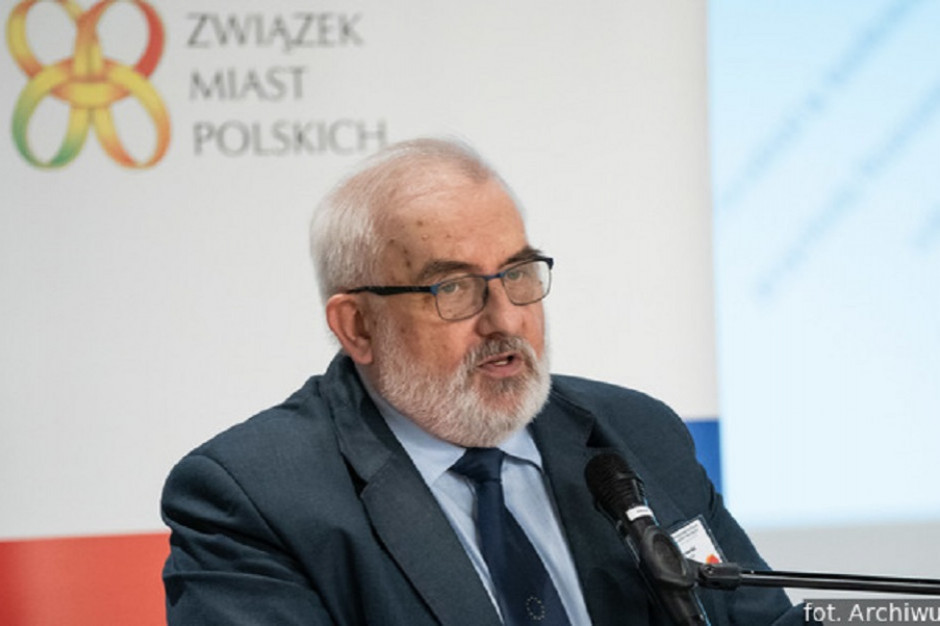 Z bardzo ostrą krytyką państwowych spółek energetycznych wystąpił Andrzej Porawski, dyrektor biura Związku Miast Polskich. Fot. ZMP