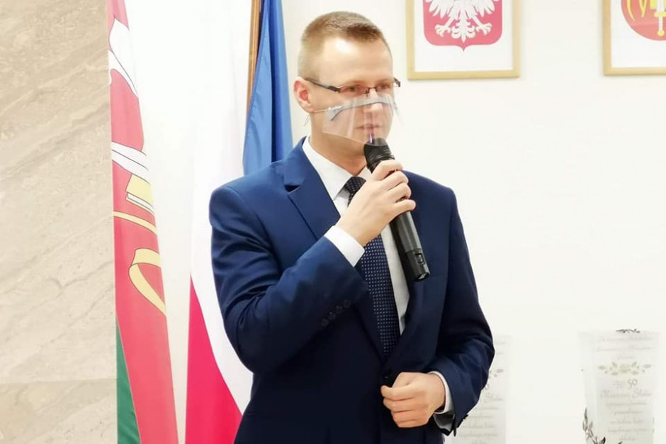 Wójt Bartosz Podolak nie przyznaje się do wzięcia łapówki (fot. facebook.com/Bartosz Podolak) Wójt Bartosz Podolak nie przyznaje się do wzięcia łapówki (fot. facebook.com/Bartosz Podolak)