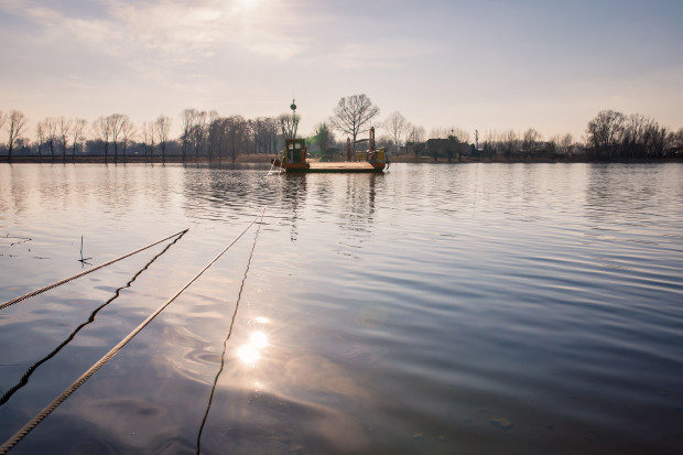 Samorządowcy ostrzegają m.in. przed zagrożeniami dla zasilania Jeziora Gopło (fot. Szymon Mucha / Shutterstock.com)