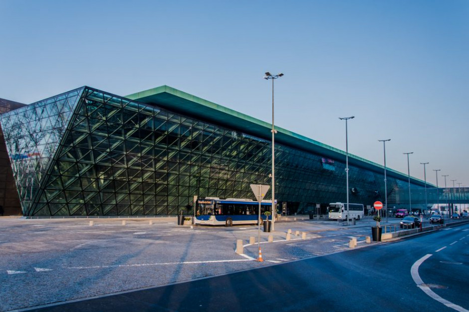 Małopolskie Lotnisko Kraków – Balice jest jedynym lotniskiem regionalnym w Polsce, które przed pandemią COVID-19 obsługiwało 8 milionów pasażerów rocznie (fot.mat.pras.)