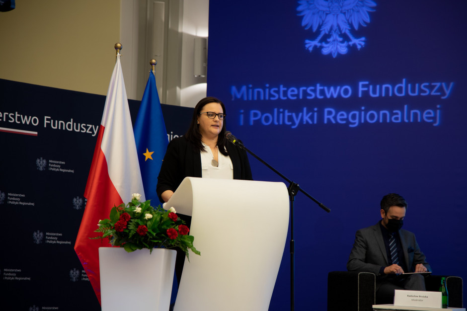 Małgorzata Jarosińska-Jedynak (fot. twitter.com/MFIPR_GOV_PL) Małgorzata Jarosińska-Jedynak (fot. twitter.com/MFIPR_GOV_PL)