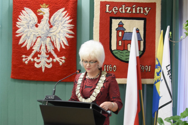 Burmistrz Lędzin Krystyna Wróbel jest jedną z laureatek plebiscytu na Samorządowca Roku 2020. (fot. UM Lędziny)