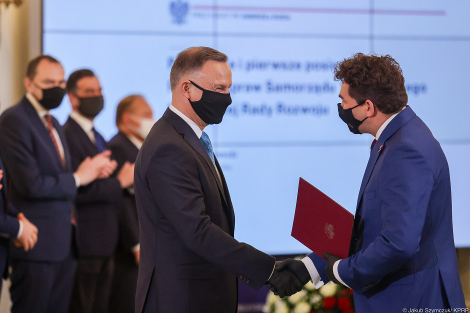W skład Rady ds. Samorządu Terytorialnego powołano 20 osób (fot. Kancelaria Prezydenta) W skład Rady ds. Samorządu Terytorialnego powołano 20 osób (fot. Kancelaria Prezydenta)