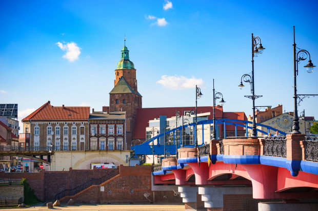 Inwestycje w zagospodarowanie wód opadowych w Gorzowie Wlkp. to jeden z większych programów retencyjnych realizowanych obecnie w polskich miastach (Fot. Shutterstock.com)