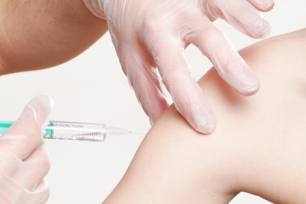 Była to już ósma weekendowa akcja szczepień zorganizowana w urzędzie wojewódzkim w Rzeszowie. (Fot. Shutterstock)