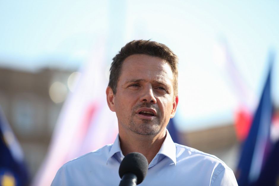 Zwrócę się do KO o przygotowanie wniosku o odwołanie ministra edukacji - zapowiada Rafał Trzaskowski (Fot. Shutterstock.com) "Rządzący próbują szkołę upartyjnić!" Trzaskowski chce odwołania ministra edukacji
