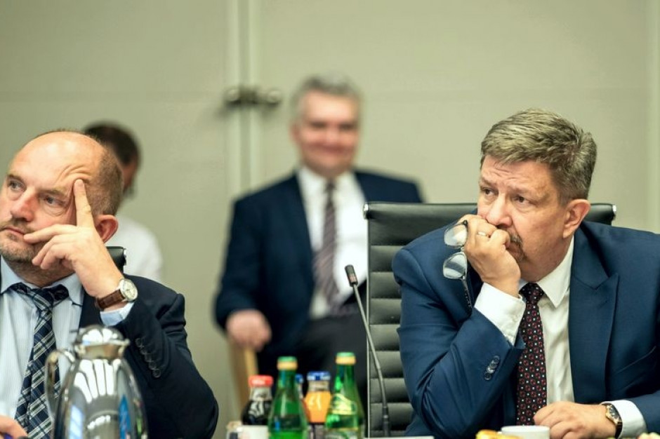 Łódzkie dostanie z funduszy unijnych w sumie aż 2 mld 292 mln euro (fot. lodzkie.pl) Łódzkie dostanie z funduszy unijnych w sumie aż 2 mld 292 mln euro (fot. lodzkie.pl)