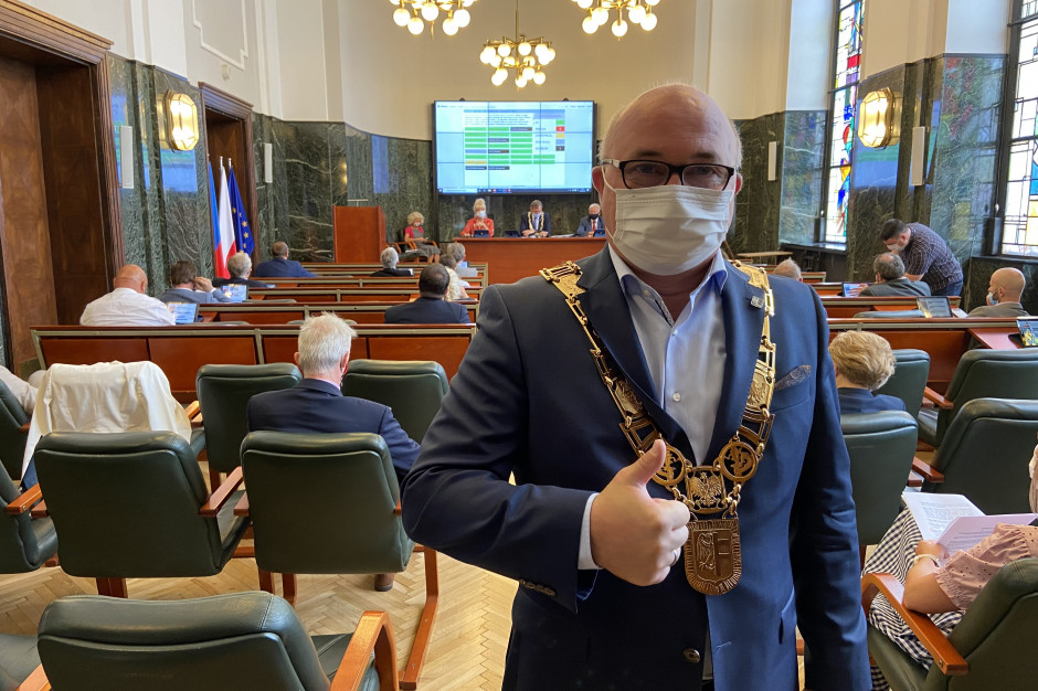 Andrzej Kotala otrzymał absolutorium z wykonania budżetu (fot. UM Chorzów) Andrzej Kotala otrzymał absolutorium z wykonania budżetu (fot. UM Chorzów)