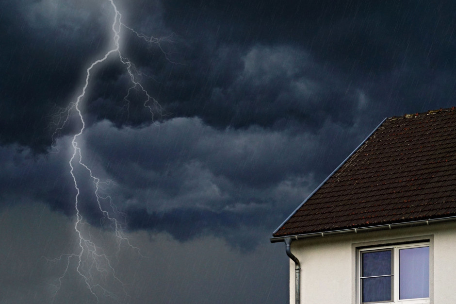 Nadchodząca noc na zachodzie kraju będzie burzowa (fot. pixabay)